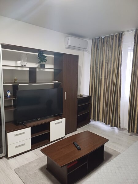 Piata Sudului Apartament 2 camere de vanzare /Pretul este negociabil